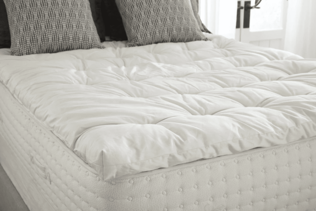 The 5 Best Firm Mattress Topper in 2021 | Mattress Topper Reviews